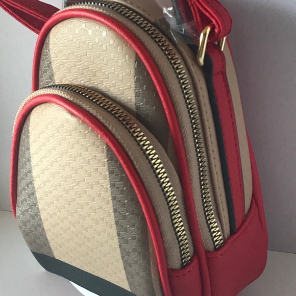 Deluxity Plaid Crossbody Bag 👛 - Picture 11 of 11